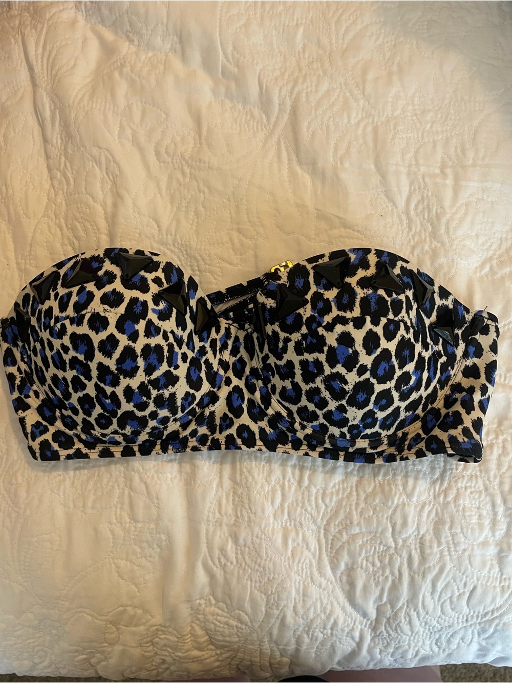 Xhilaration Black White and Blue Leopard Bandeau Top with black triangle accents